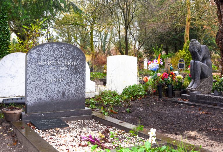 Martin Bril, ultieme chroniqueur van Nederland | REDCOM